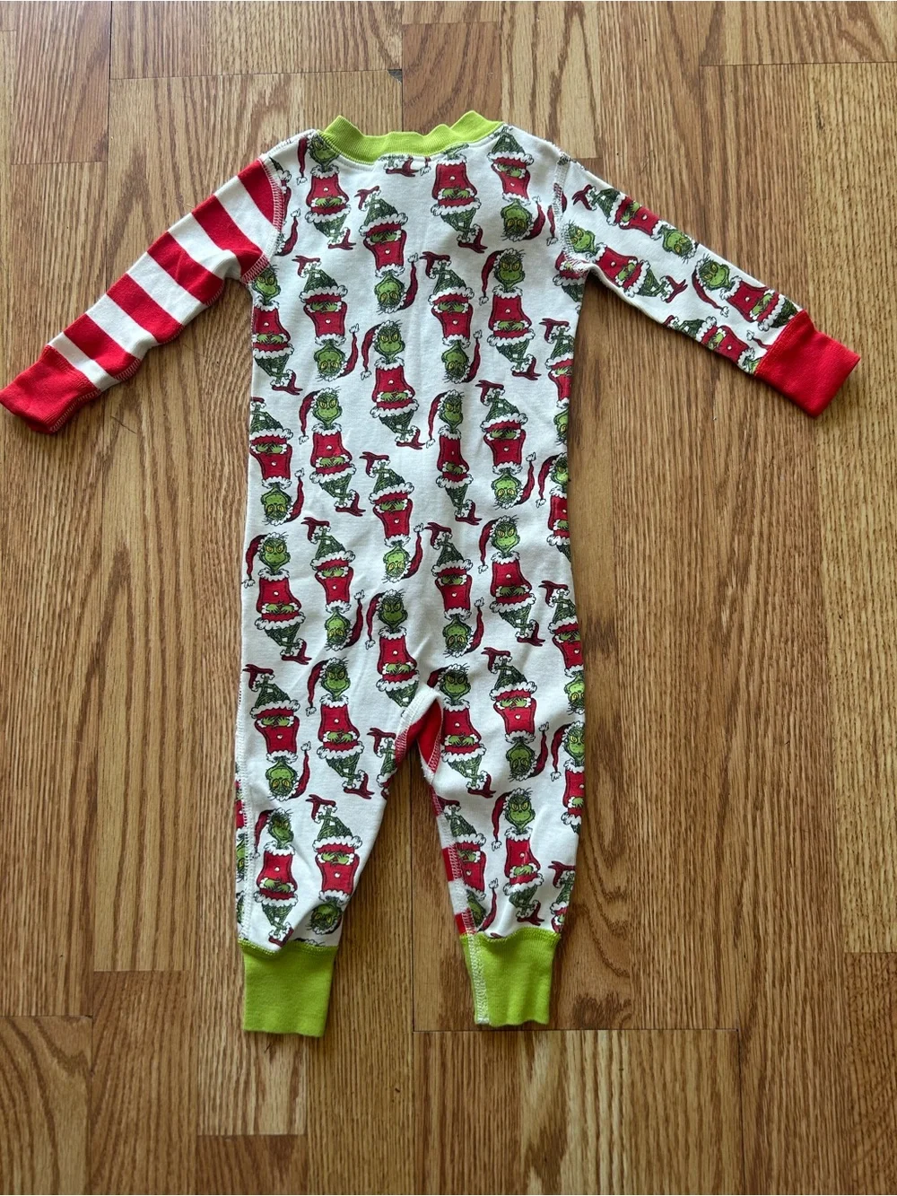 Hanna Andersson Toddler Grinch One Piece Pajamas Size 70/US6/12mos EUC